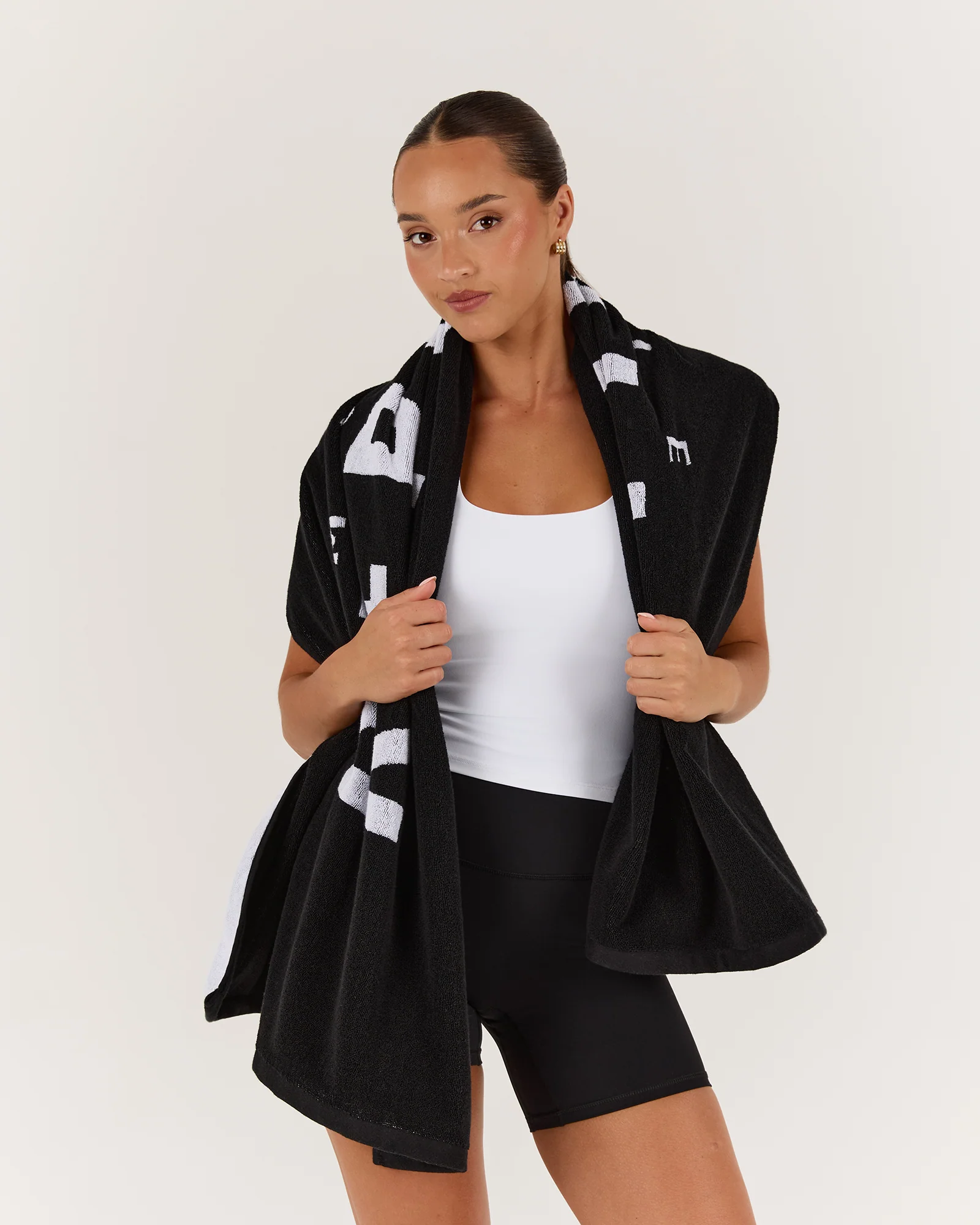 EVOLUTION BEACH TOWEL - BLACK - Image 5