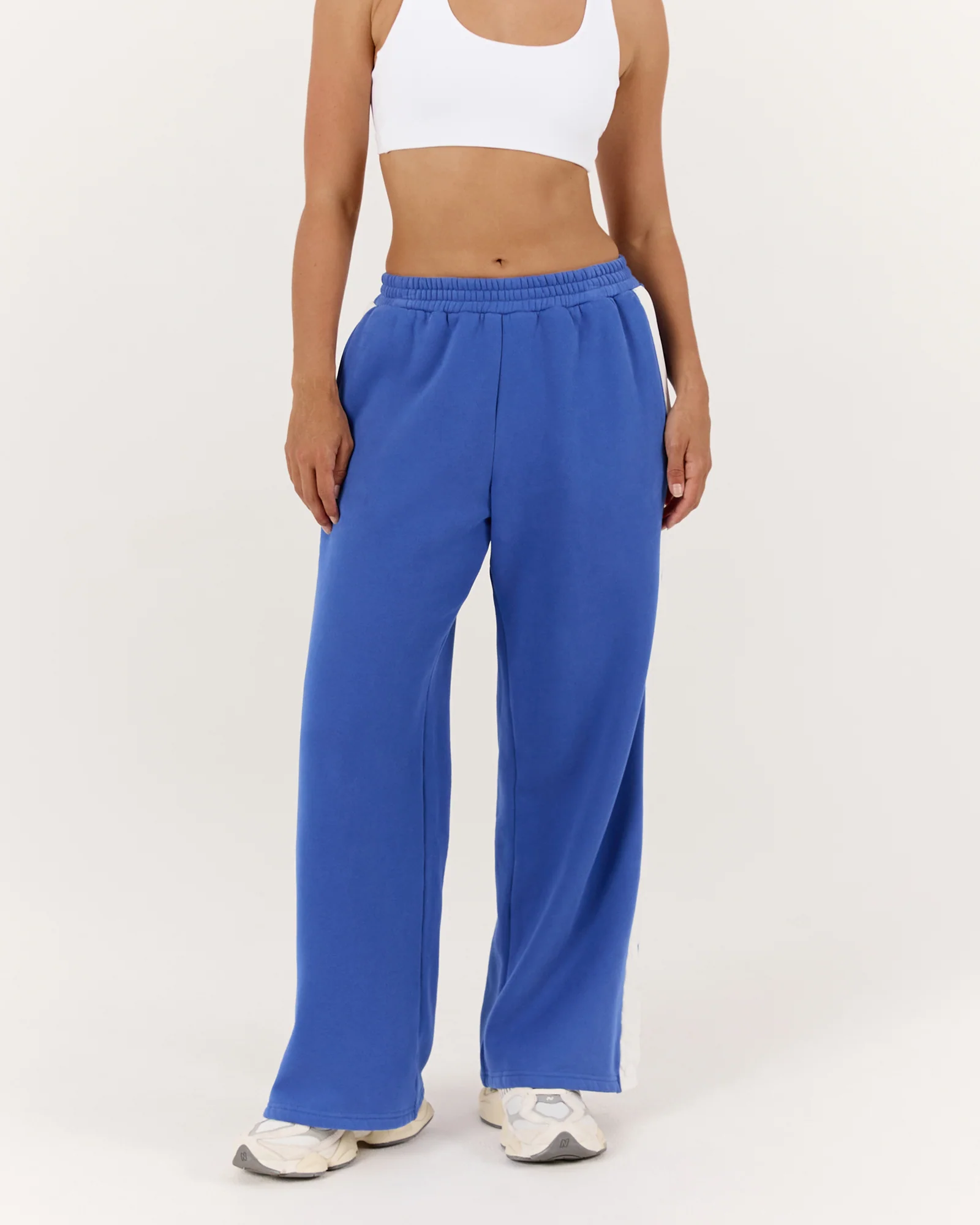 HERITAGE TRACKIES - ROYAL BLUE - Image 2