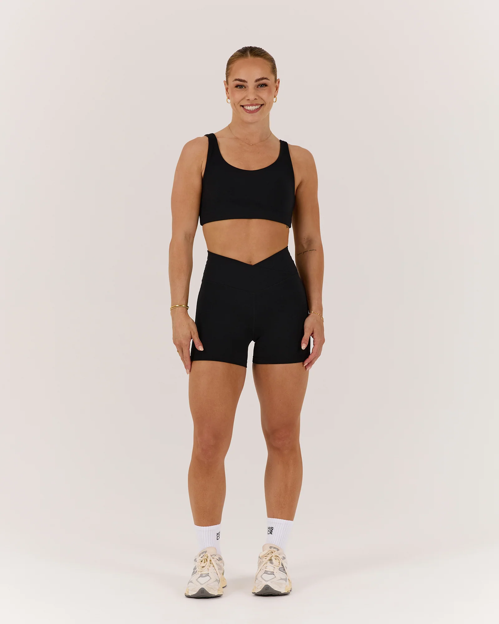 MOTION 360 CROSSOVER SHORTS 4" - BLACK - Image 5