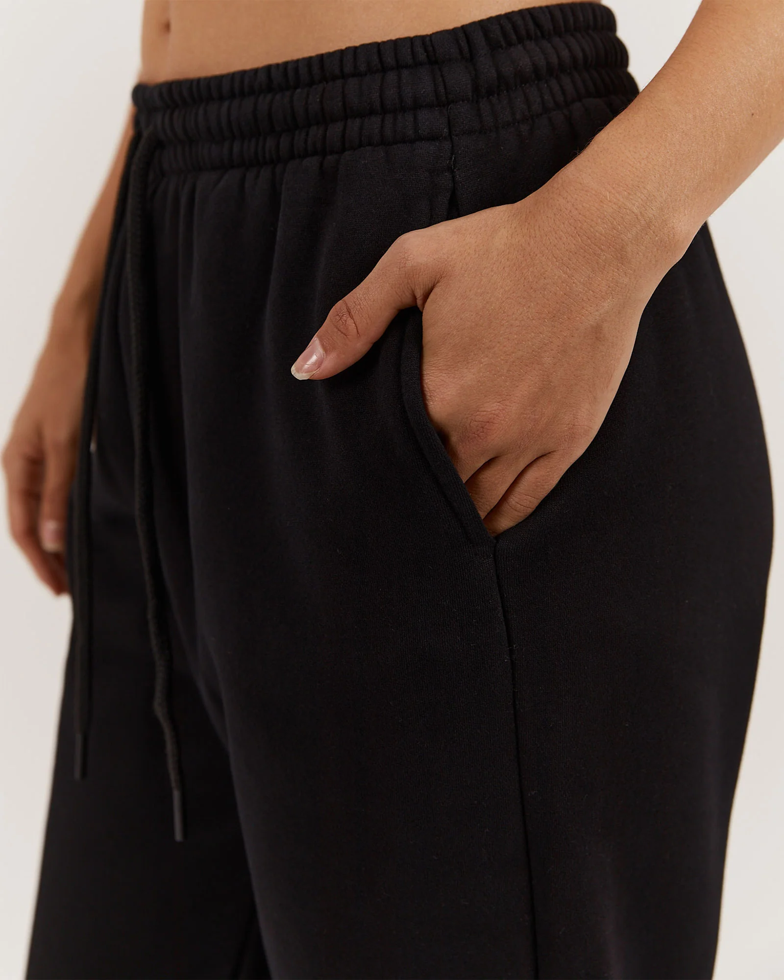 OVERSIZED TRACKIES - BLACK - Image 5